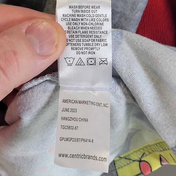 Pokémon Pikachu Three Piece Pajama Set w Socks, Youth Size M (8), Gray, NWT - Picture 8 of 10